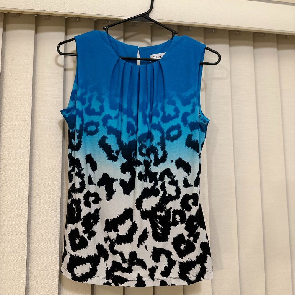 Calvin Klein, XS, Blue & White leopard print